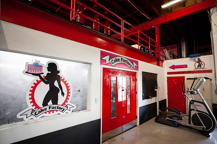 san-diegos-best-gym-boulevard-fitness-north-park-cake-factory-front