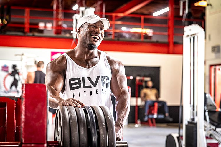san-diegos-best-gym-boulevard-fitness-north-park-plates-1